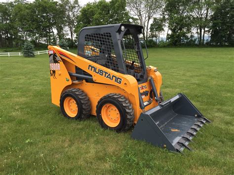 skid steer 1900r|1900r skid steer loader.